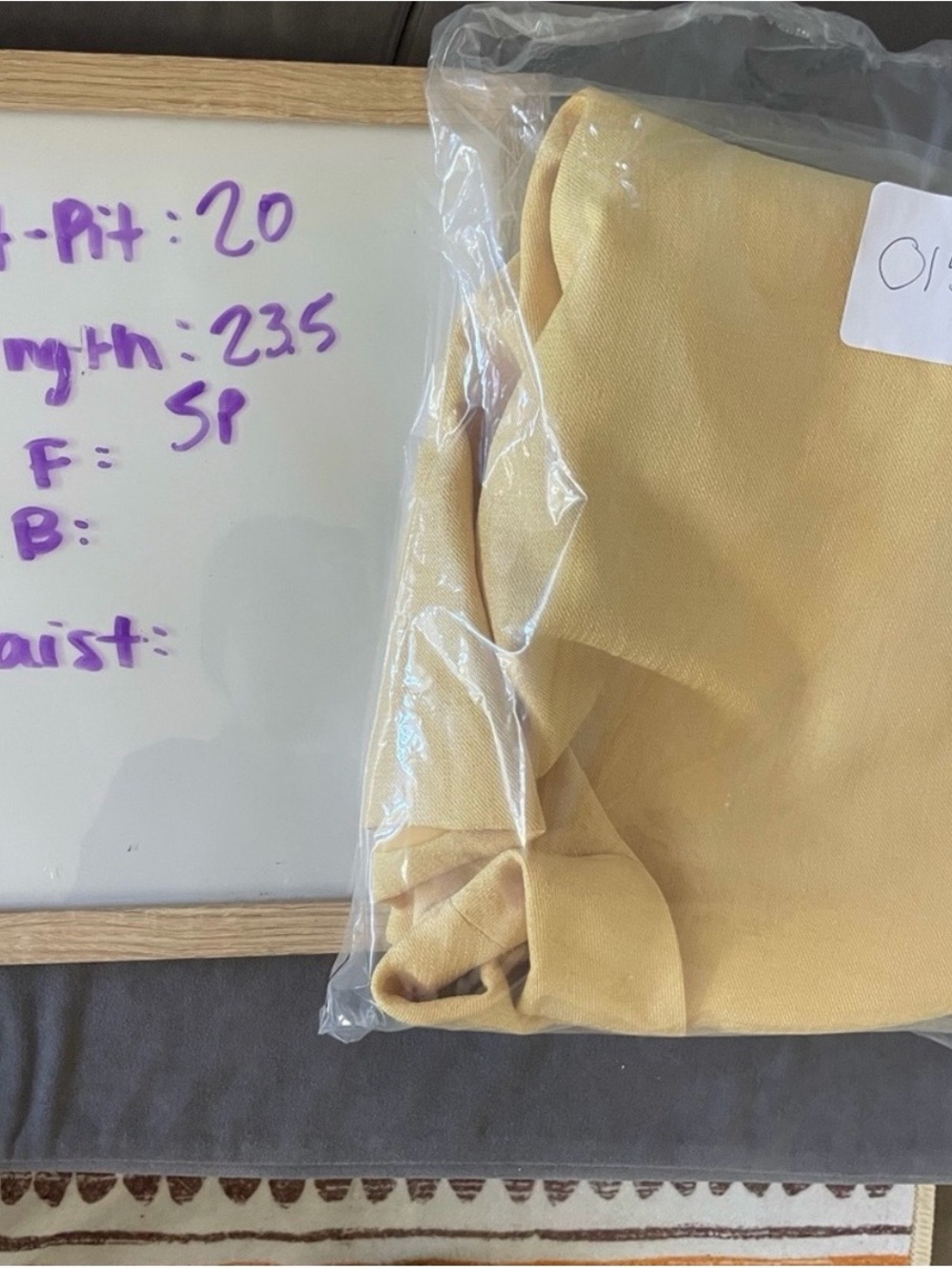 Le Suit Yellow Short Sleeve Blazer - Picture 4 of 4